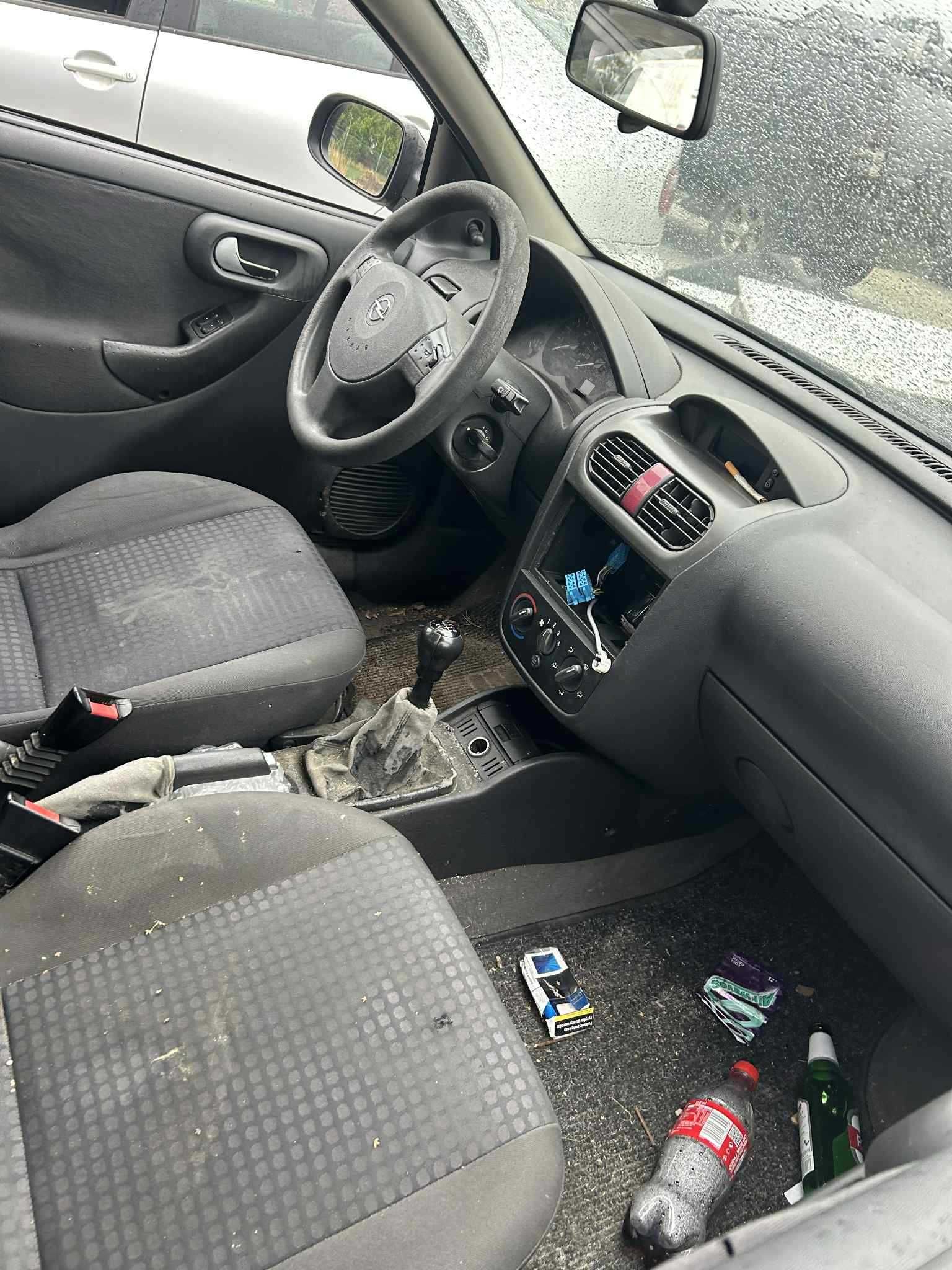 2003 Opel corsa C 1.7 Dti Z20R/ Na części