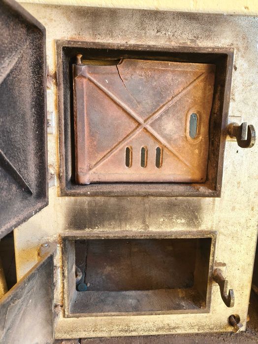 Drzwi do pieca kaflowego