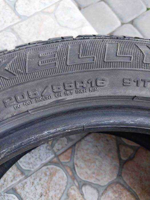 Шини зимові Kelly 205/55 R16 — гарний стан, без пошкоджень Німеччина