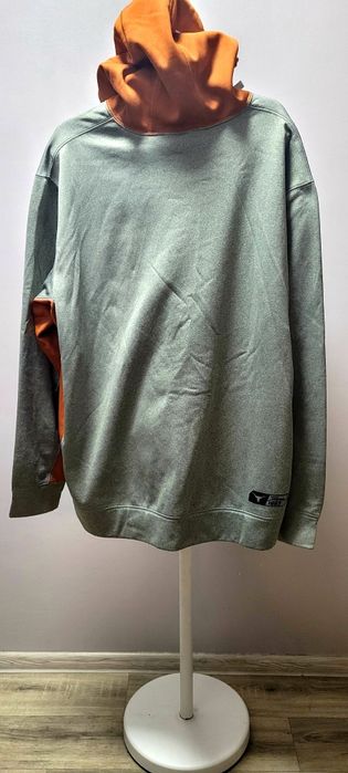 Продам кофту Nike