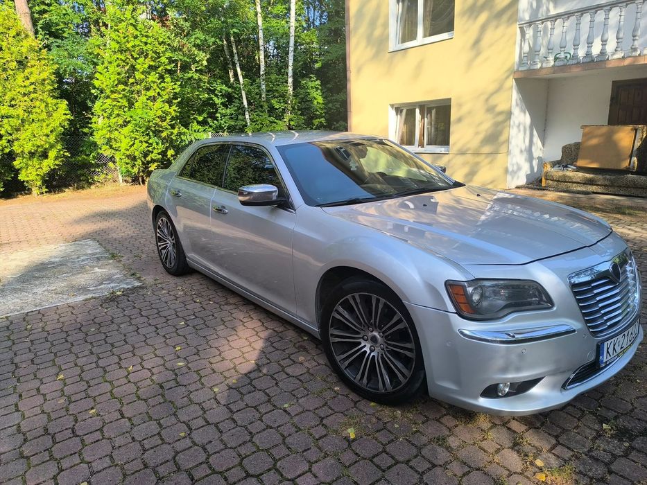 Lancia Thema Lancia Thema 3,0 CRD bogata wersja.