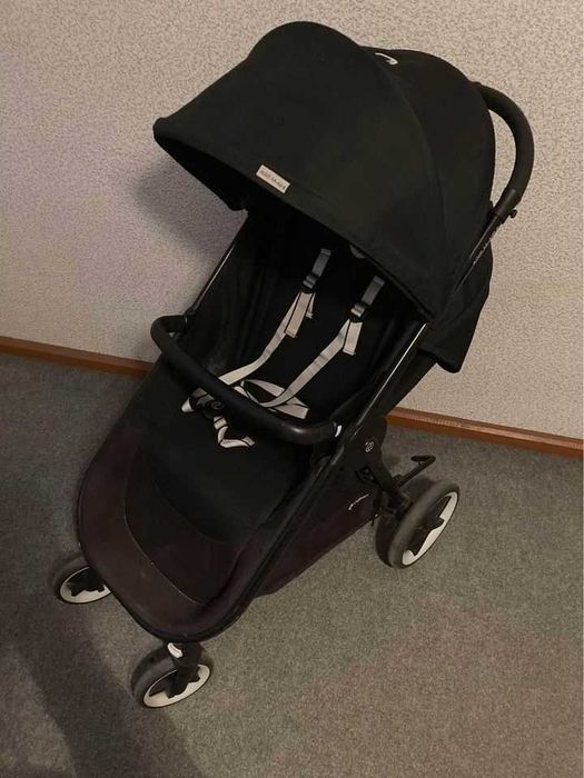 Cybex Agis M-air 4