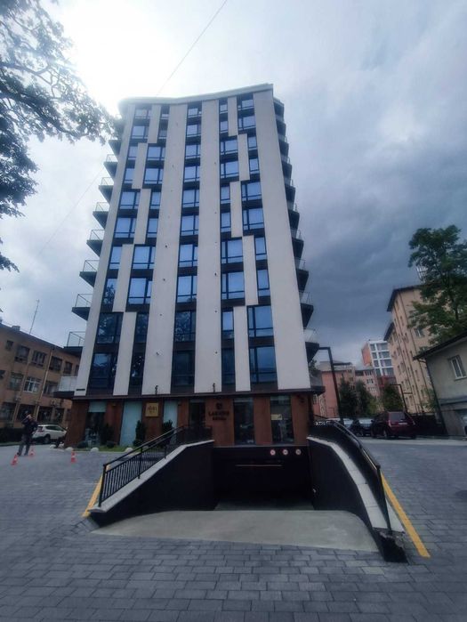 Здаються в оренду комерц. прим. ЖК "АВТОРСЬКИЙ". Центр. С.Стрільців.