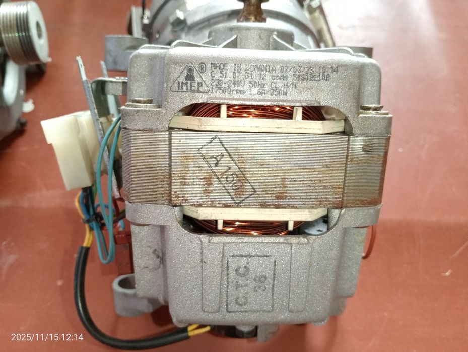 Двигатель со стиральной машины