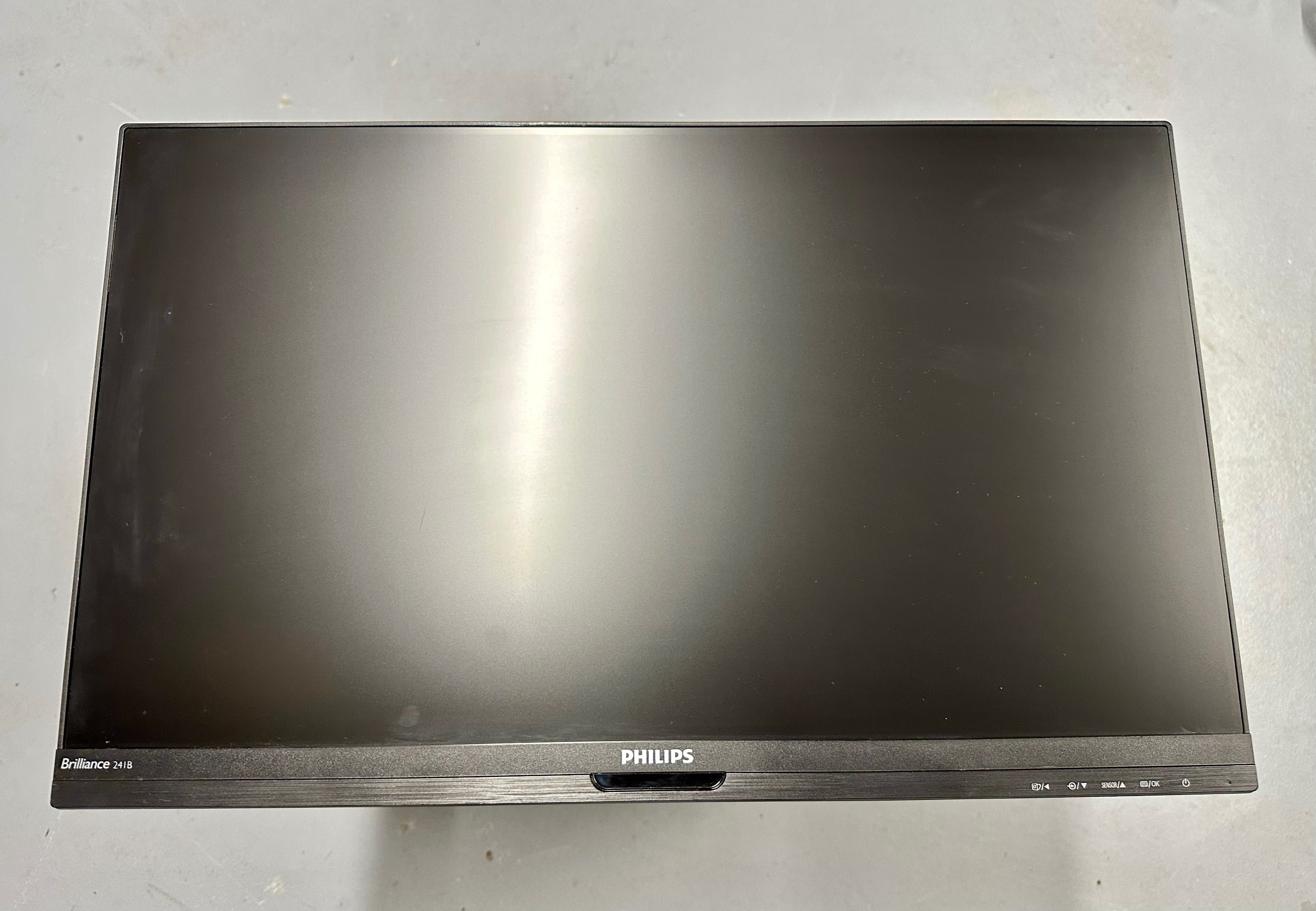 Monitor Philips 241B7Q + Philips 243B9