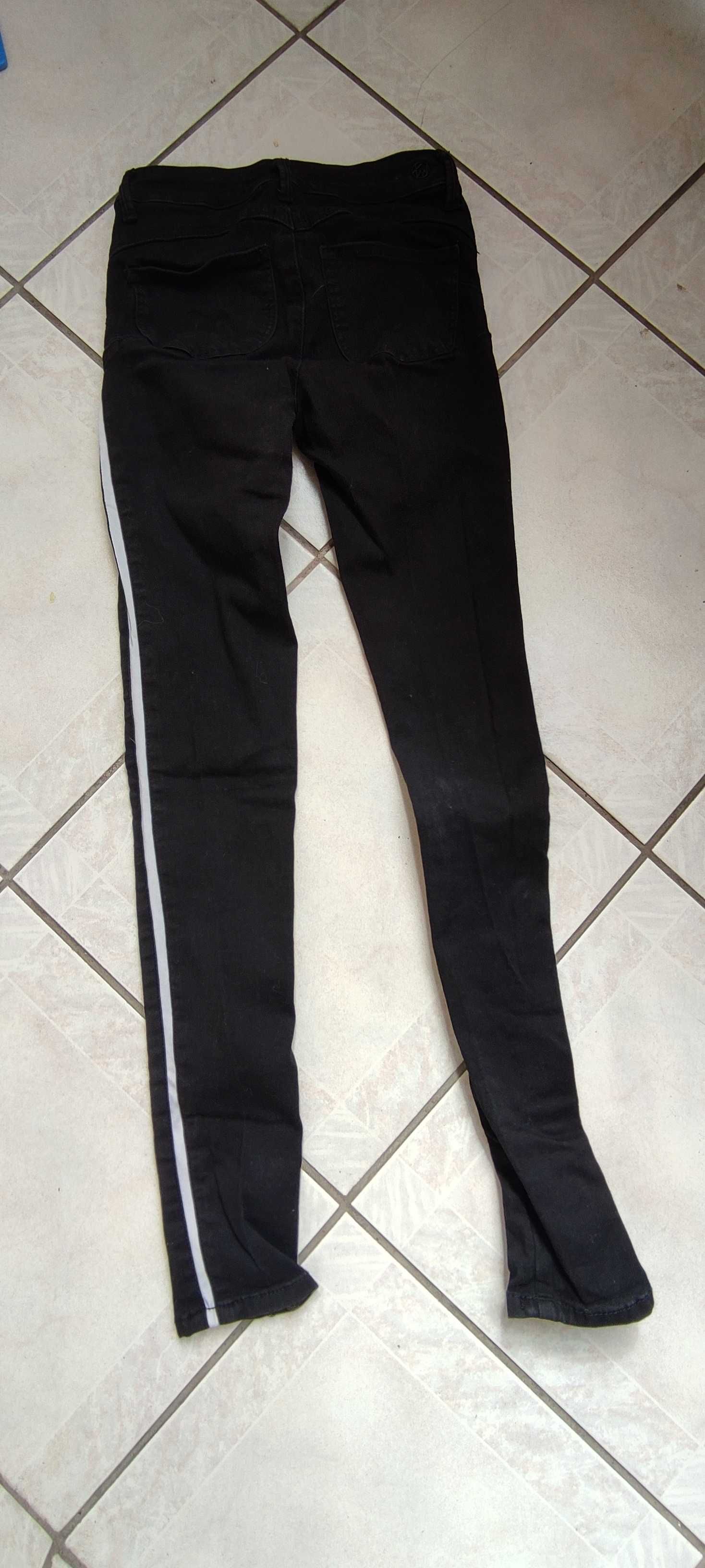 Czarne jeansy spodnie Tally wieijl 32/XXS