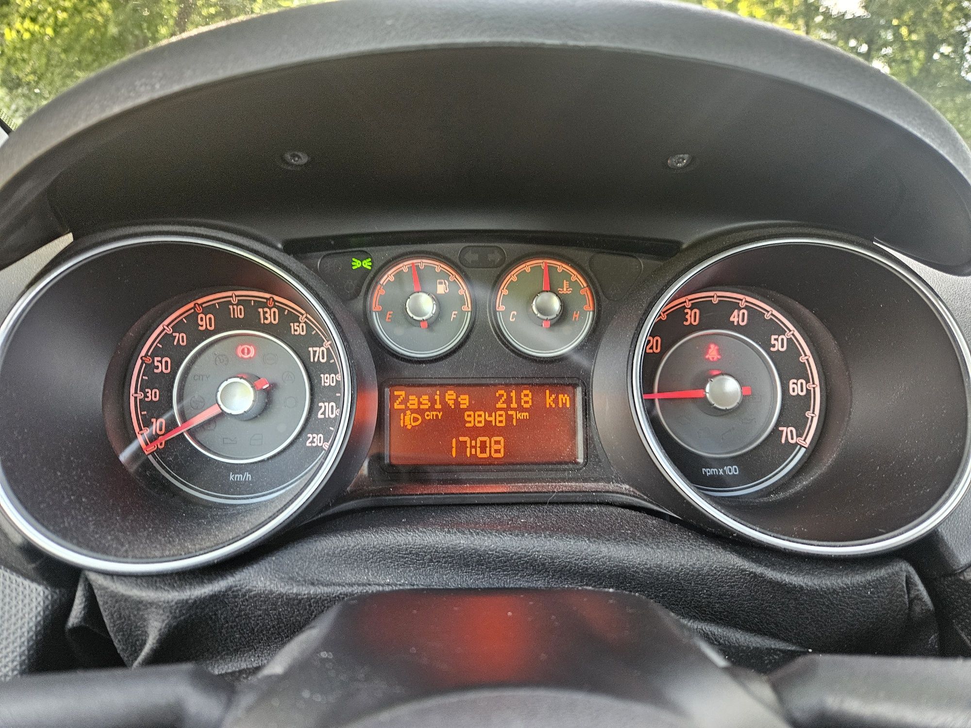 1.4 benzyna-salonowy-98 tyś.km-II Wł.