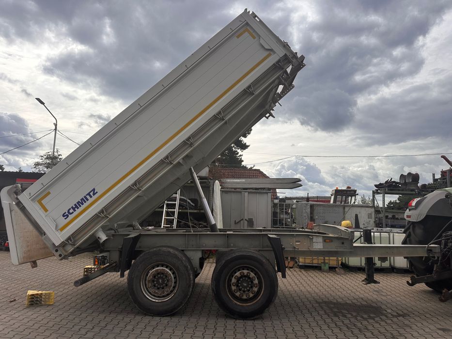 Przyczepa tandem wywrotka 3 stronna SCHMITZ ZKI 18 ABS tarcze
