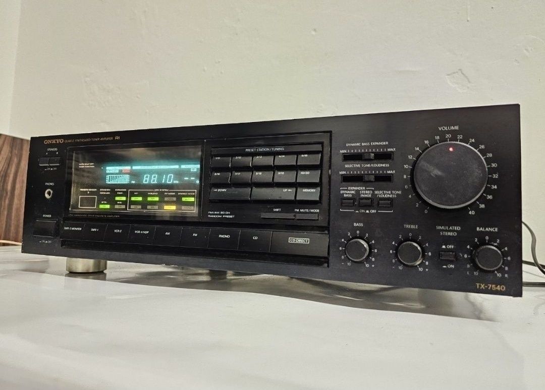 Amplituner Onkyo TX-7540.+1  Made in Japan.