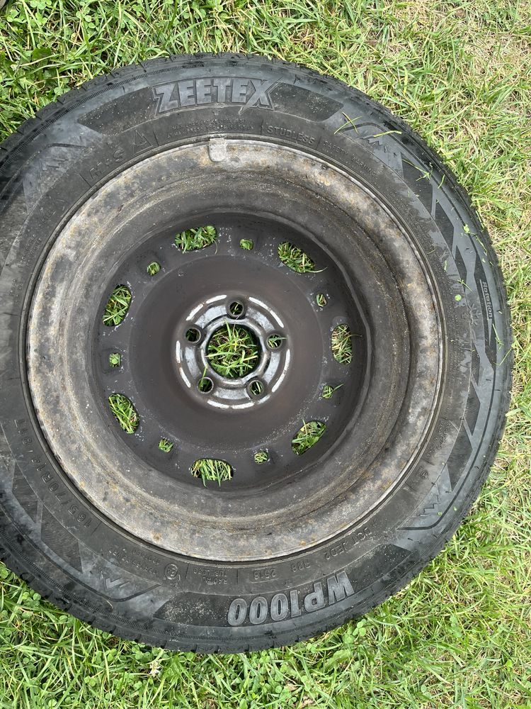 4 Felgi stalowe 14 vw 5x100 z oponami zimowymi kolpaki gratis