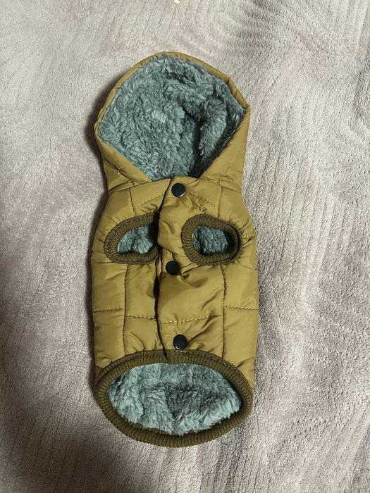 Одяг для собак ( жилетка)