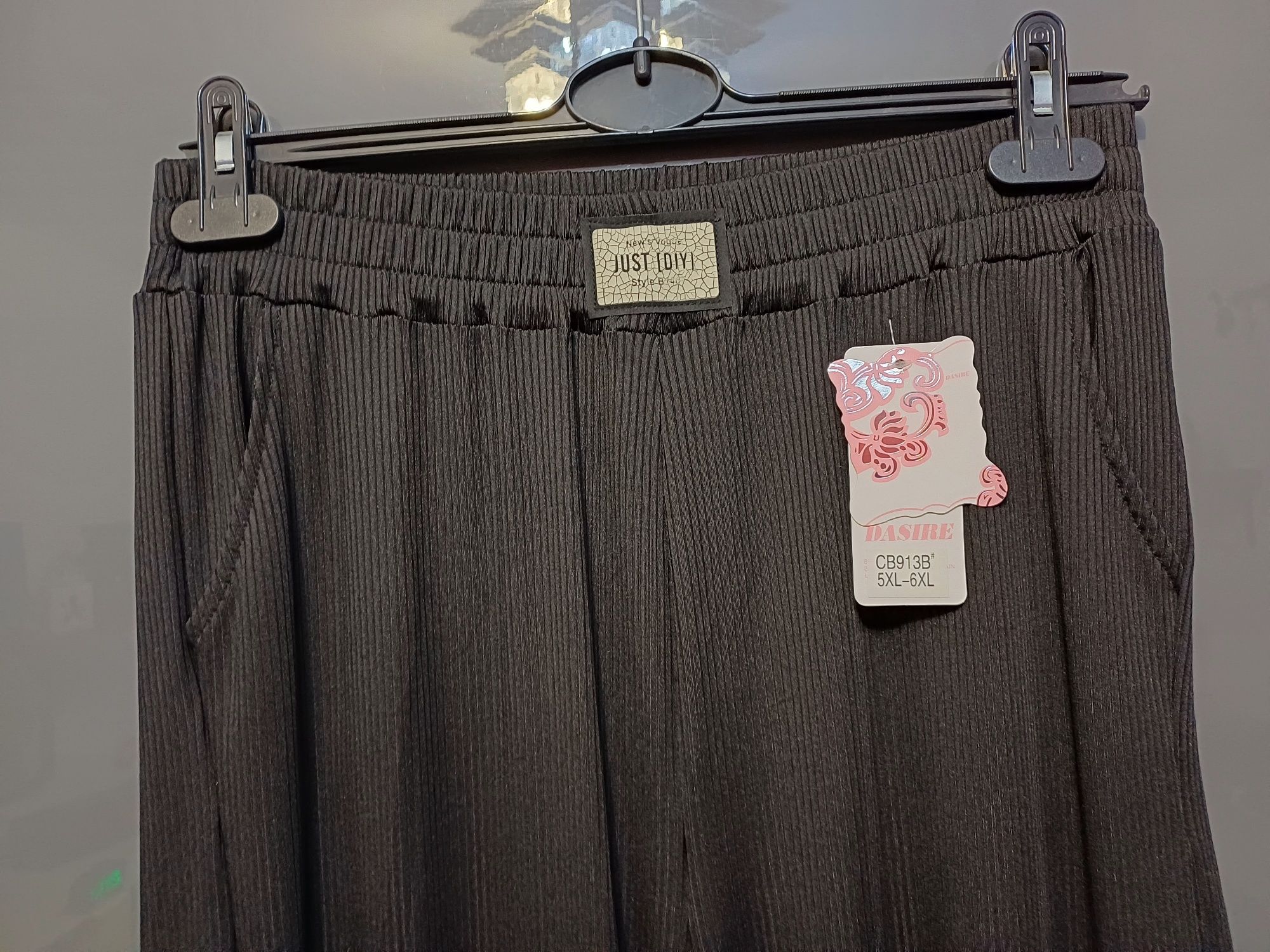 Nowe spodnie damskie 5XL - 6XL