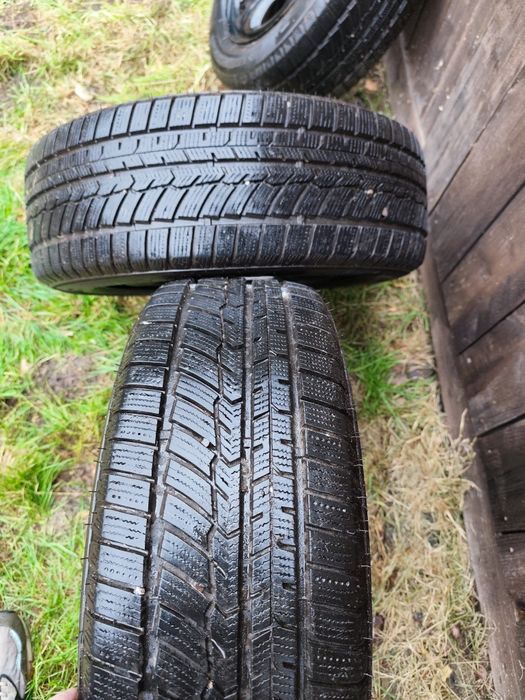 Koła Subaru outback Forester 205/60 R16