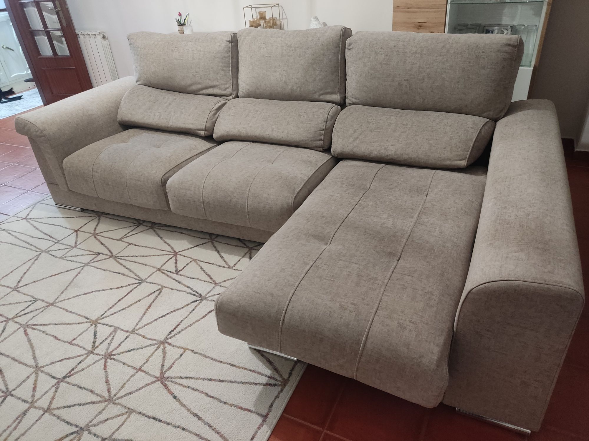 Sofá como novo com chaise longue