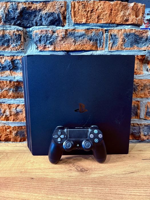 Playstation 4 pro ( магазин гарантія )