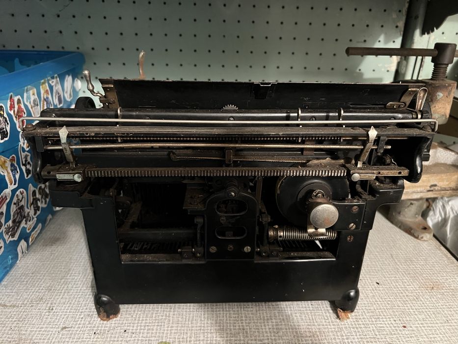 Maszyna do pisania Urania