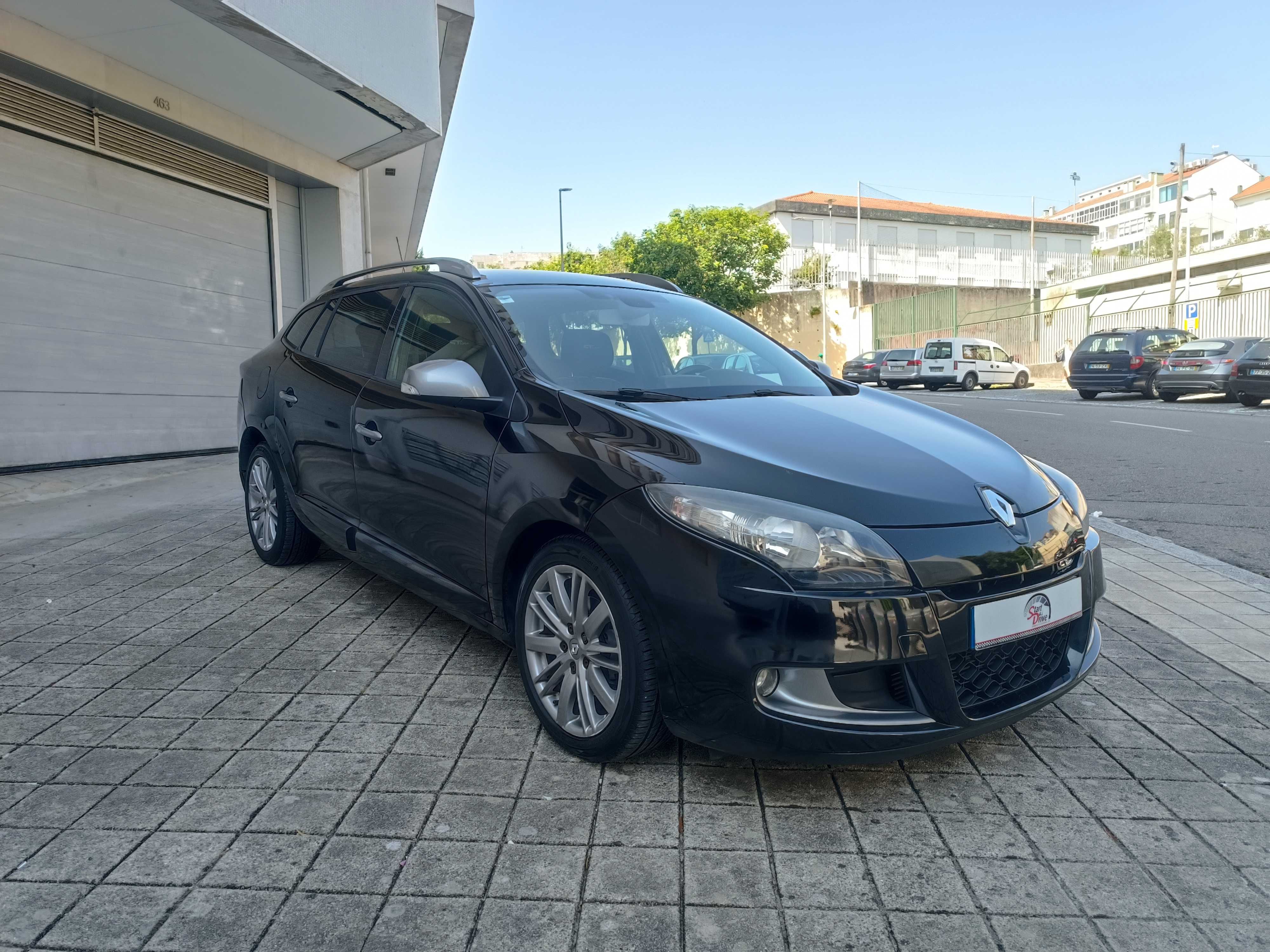 RENAULT MEGANE 1.5 dci 110cv  SPORT TOURER gt line break nacional