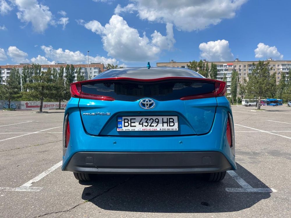 Toyota Prius prime 2017 Plug-in