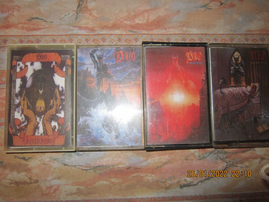 аудіокасети с записом гуртів Deep Purple,DIO,Led Zeppelin,Rainbow