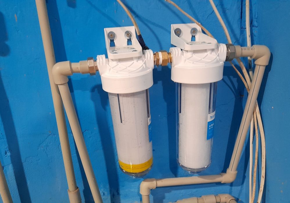 Монтаж водопровода,  фильтров для воды, монтаж  пластикового отопления