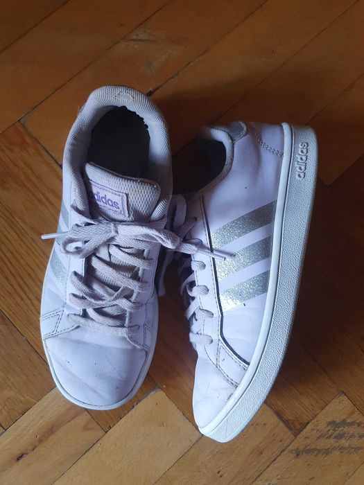 Дитячі кеди кросівки Дитяче взуття 34 р. Adidas