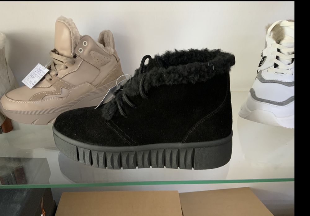 ботинки  женские  низкий каблук  зимние осенние Украина кожа замш