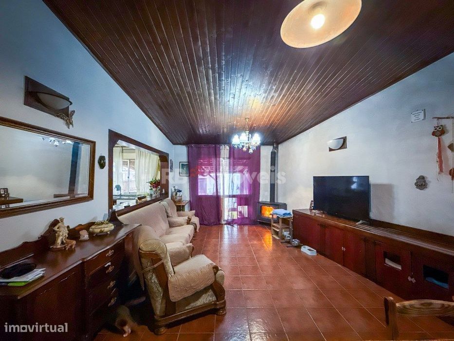 Moradia T3 Térrea c/ Terraço - Vila Nova da Barquinha