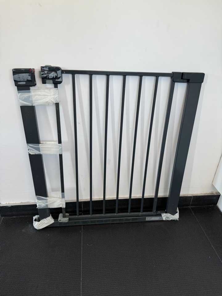 Barierka Safety 1st EASY CLOSE Bramka 73-80 cm