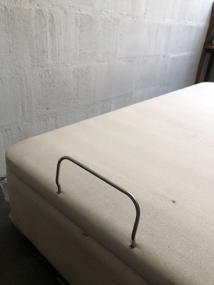sommier (cama com fundo solteira