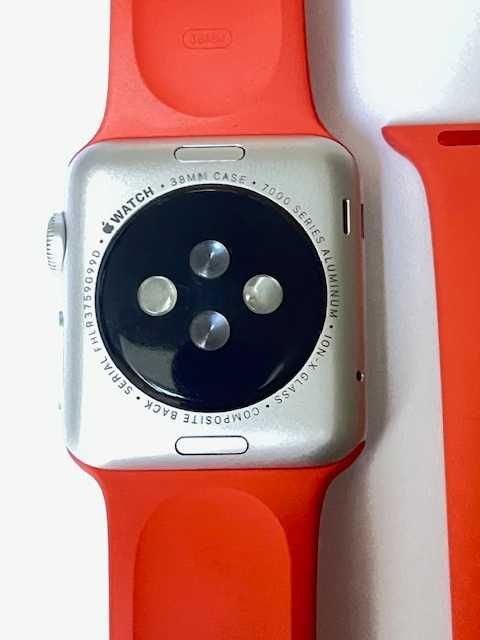 Apple Watch 3 [GPS + Cellular 38mm] - Silver Aluminium Case