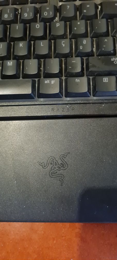 Vendo teclado + fones gaming