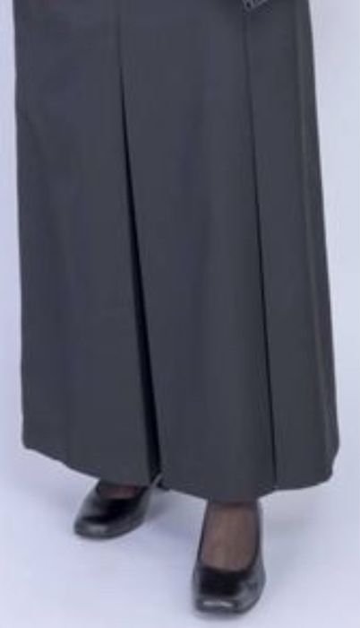 Traje Académico feminino da UBI - Covilhã