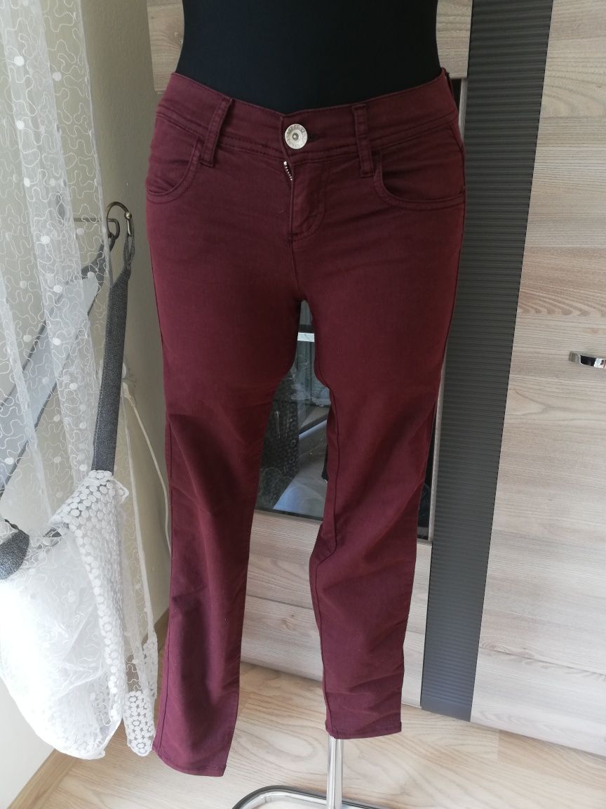 Spodnie jeansowe jeggins bordowe Benetton Jeans r. W26