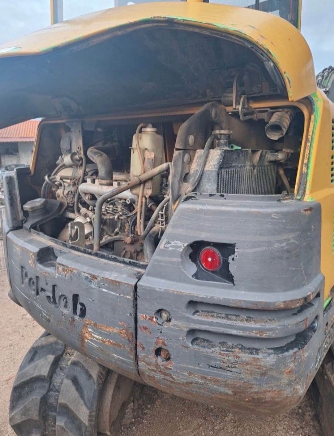 Vendo mini giratoria pel-job