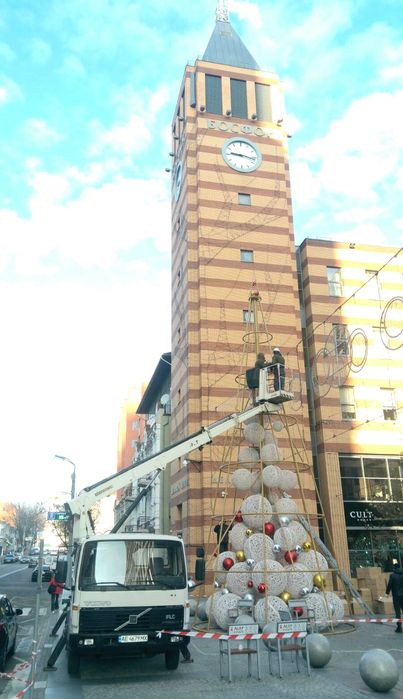 Аренда автовышка 18м телескоп и 22м локтевая нал/безнал без НДС