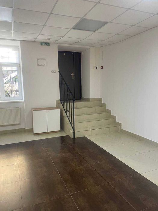 Оренда приміщення на вул. Новаківського