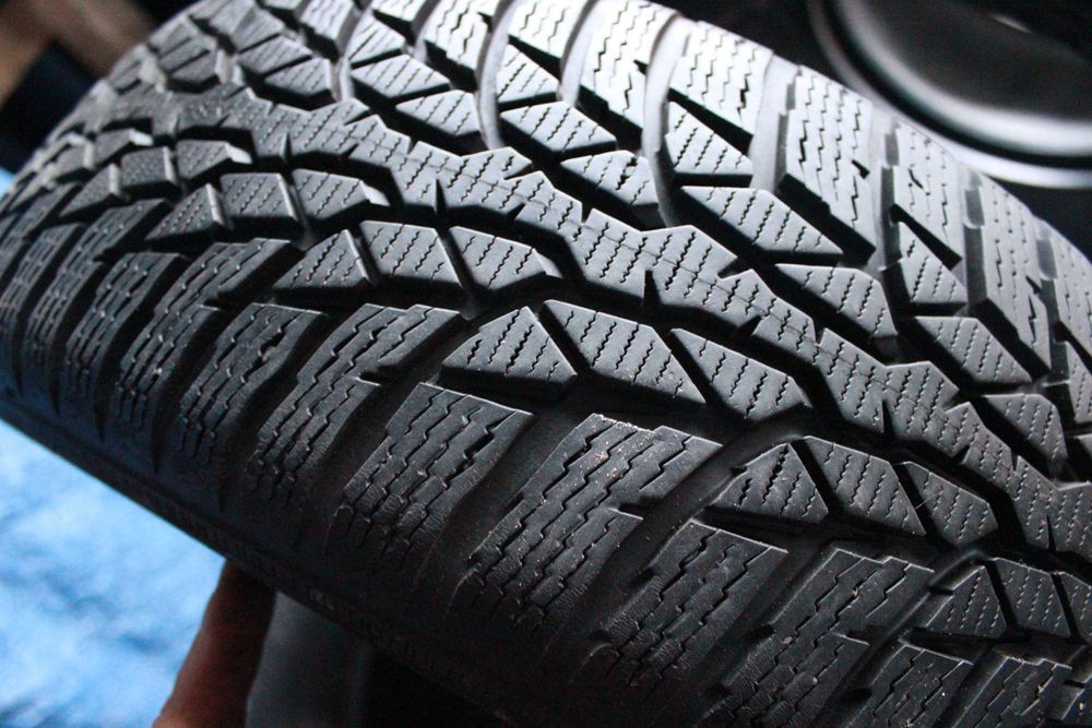 205-60-R16 NOKIAN WR D4  пара 2штуки  зимней резины GERMANY