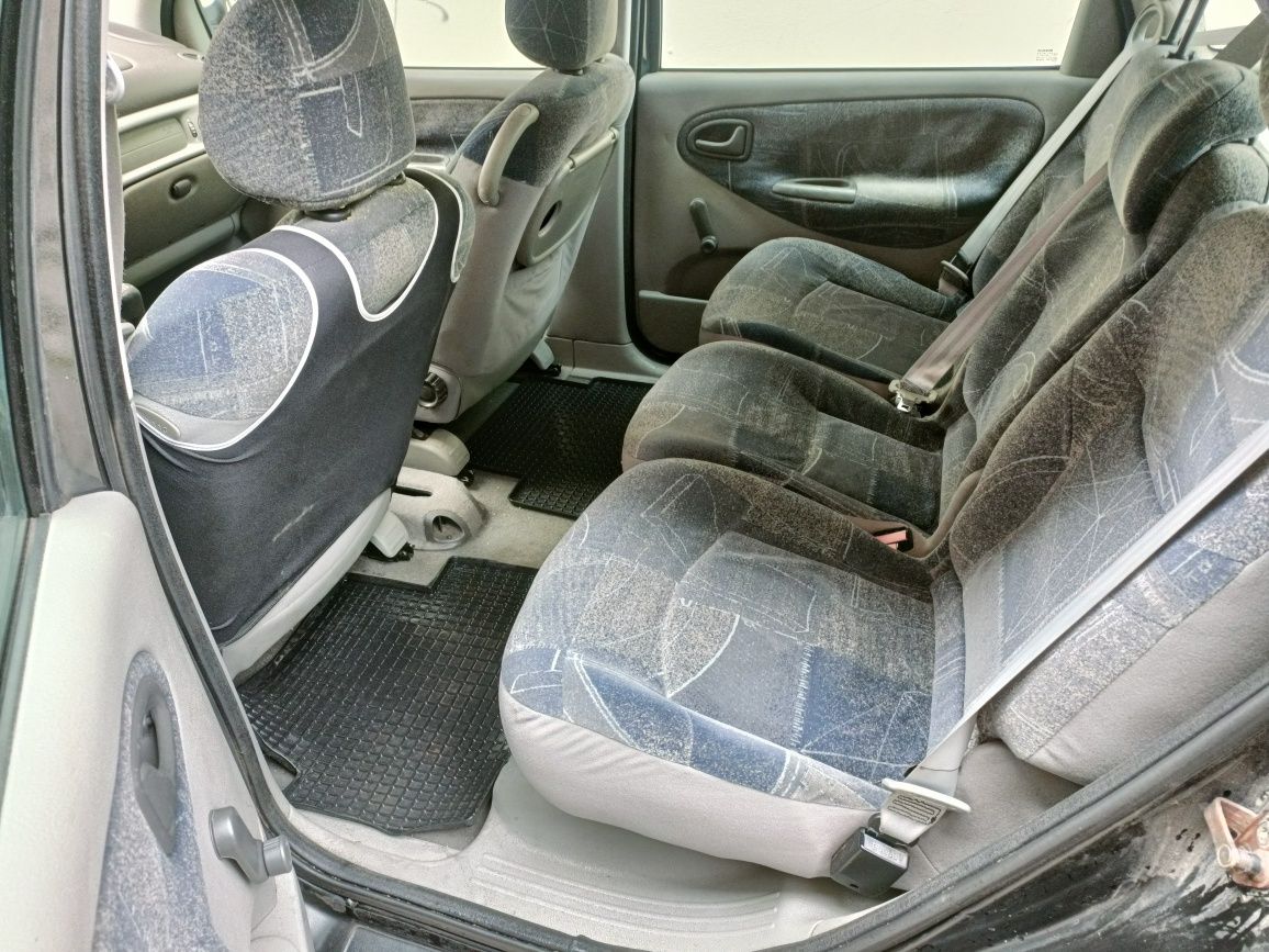 Renault Scenic Lif 1.6 LPG ekonomiczny 2002