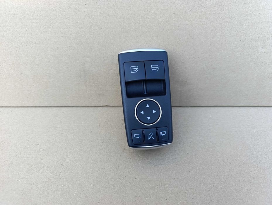 Mercedes SLK A172 R172 przełącznik szyb lusterek prawy 172.905.7100