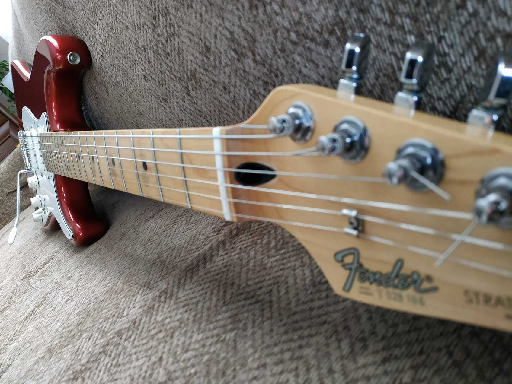 Gitara elektryczna Fender Standard Stratocaster Japan 1994 + case CAR