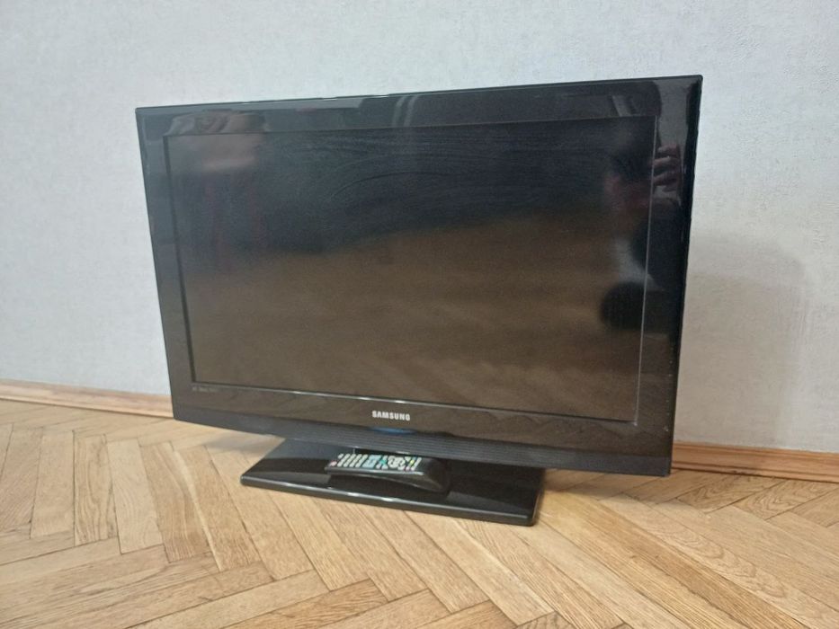 Телевізор Samsung LE32B350F1W
Характеристики:
Діагона