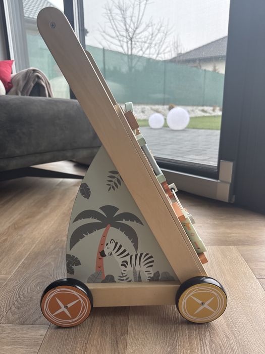 Drewniany pchacz Elefun