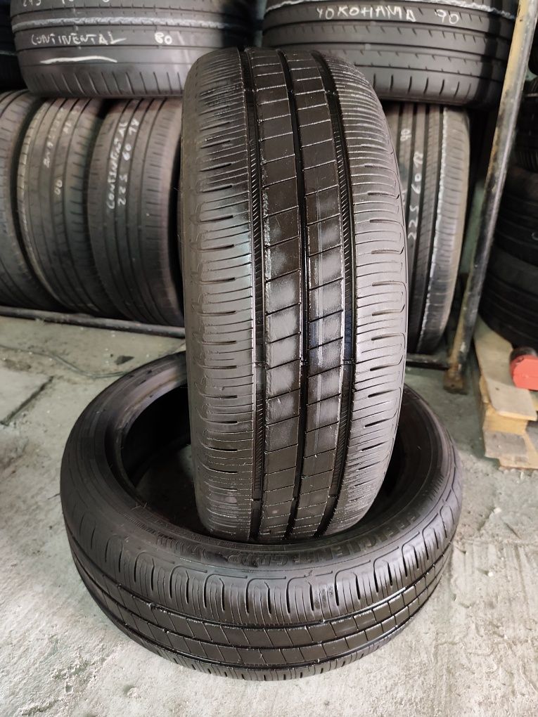 Pneus 205/50r19 Good Year Efficient Grip Performance com 75% piso