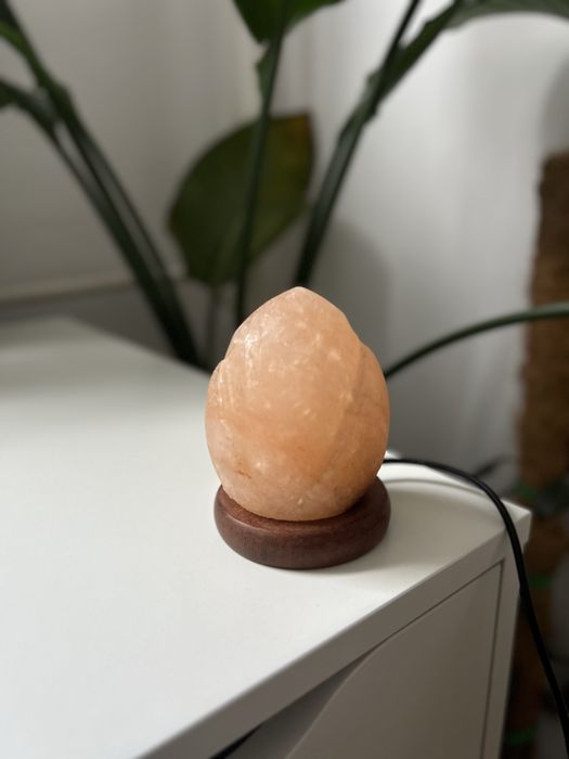 Lampka solna usb swieci na kolorowo