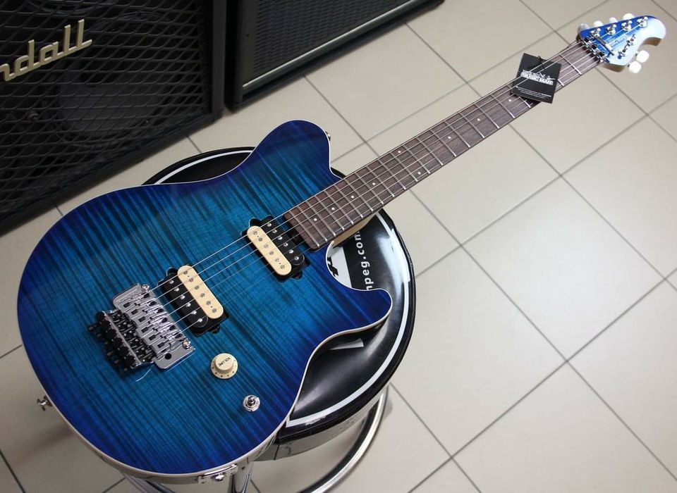 Music Man Axis Balboa Balboa Blue Burst Quilt