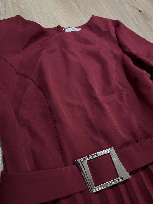 Плаття нове колір марсала