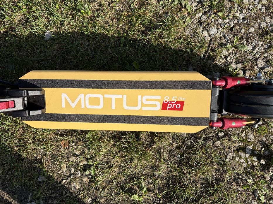 hulajnoga elektryczna motus 8,5 lite oranfe  - NOWA