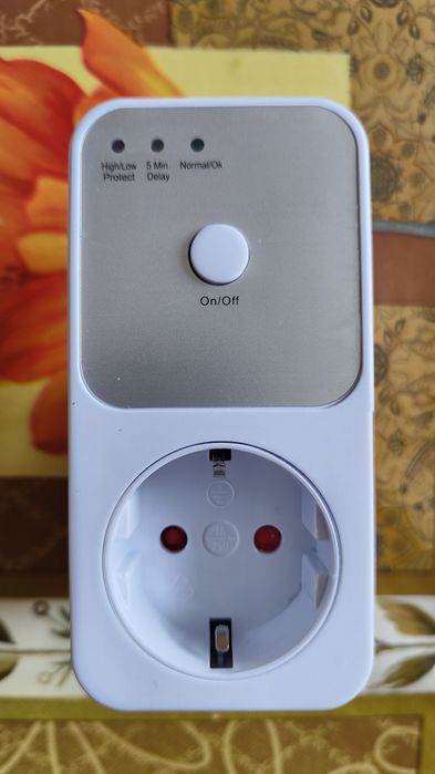 Реле напруги HLP01 Захистить ваш холодильник від згорання компресора.