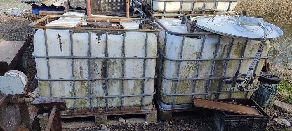 Продам бочки 700 Л