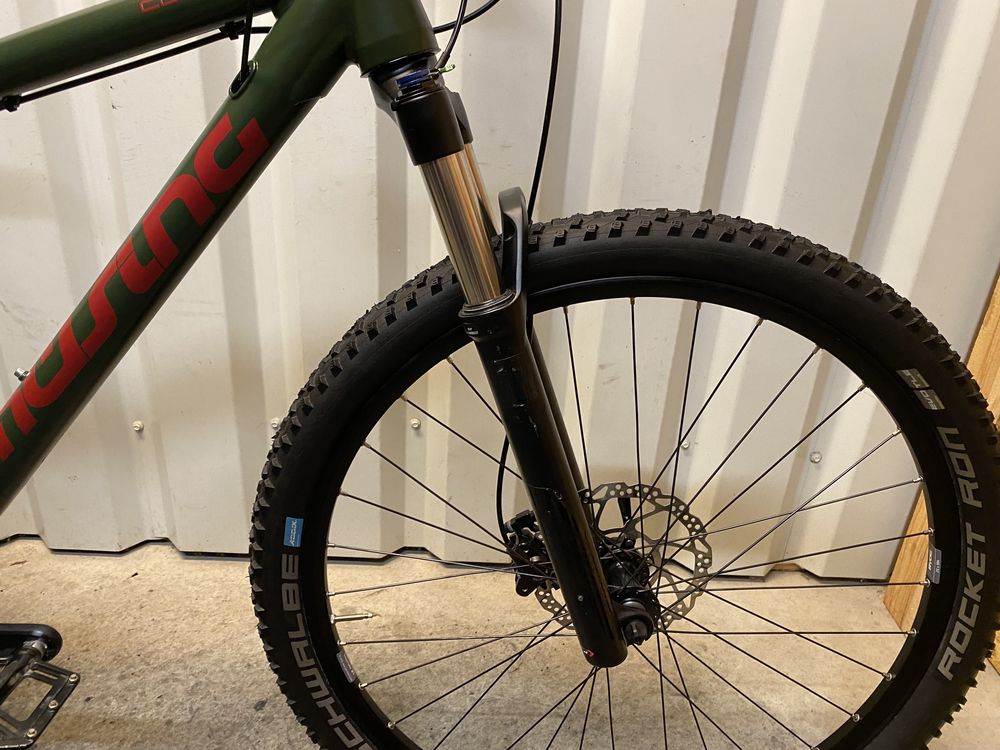 Стан нового Гарний колір гірський велосипед Müsing Comp 7 Rock Shox